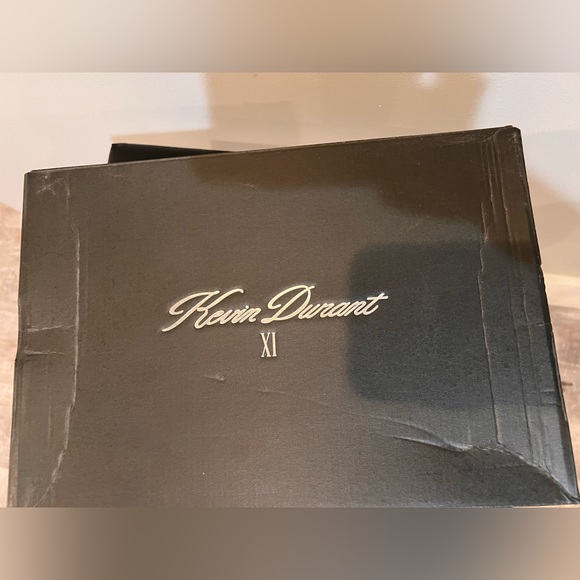 Nike KD 11 - Picture 7 of 8